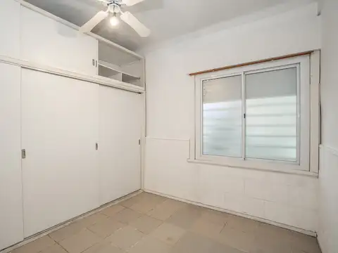 Depto Tipo Casa en Venta en Coghlan, USD 95.000
