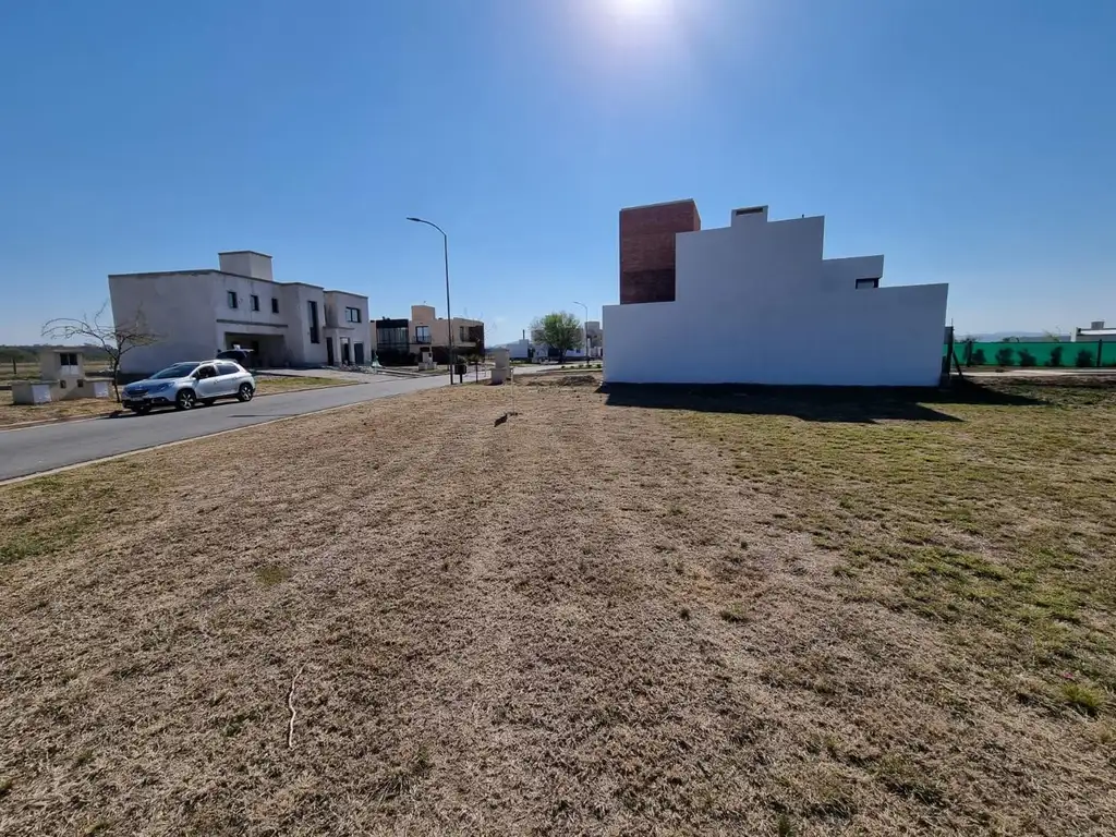 Terreno en Venta en Siete Soles