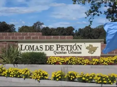 Terreno en venta en Alejandro Petion