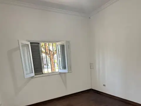 Casa en Alquiler en El Palomar, $ 800.000