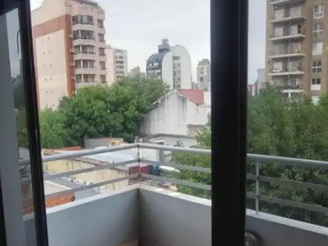 Departamento en Alquiler en Lanús Este, $ 600.000