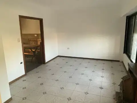 Casa en Venta en Quilmes Oeste, USD 140.000