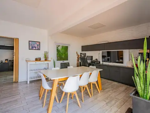 Depto Tipo Casa en Venta en Mataderos, USD 445.000