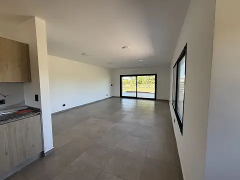 CASA EN VENTA EN SANTA LUCIA - PILAR DEL ESTE