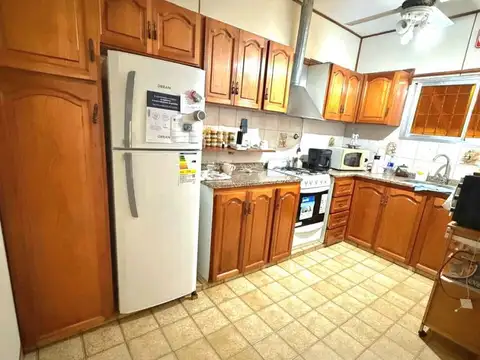 Depto Tipo Casa en Venta en Guernica, USD 98.000