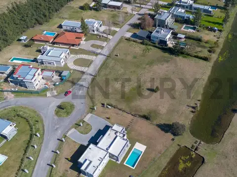 Terreno en Venta en Club Miralagos, USD 47.000