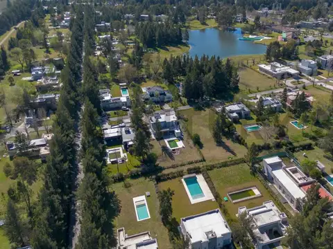 Terreno en Venta en Club Miralagos, USD 47.000