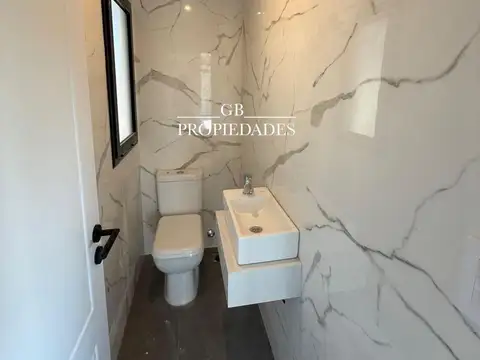 Casa en Venta 1 año