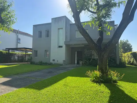 VENTA CASA AL GOLF, BARRIO SAN ISIDRO LABRADOR, VILLANUEVA, TIGRE