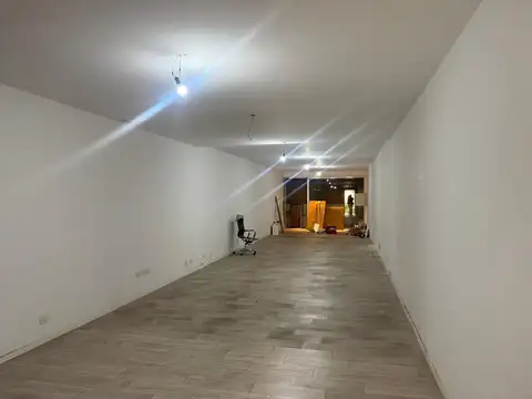 Local en Alquiler 40 años