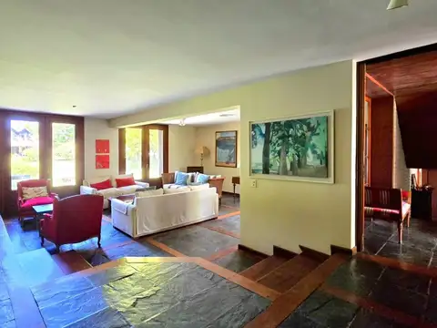 Casa en Venta de 5 dormitorios