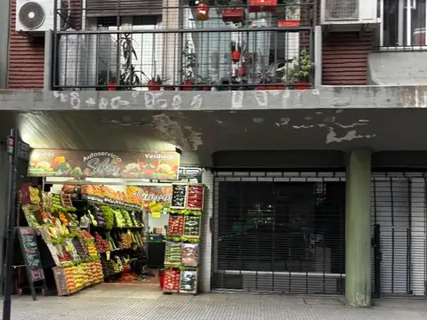 Avenida Luis María Campos 200