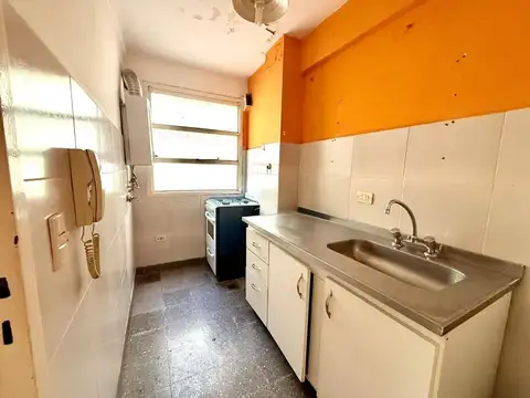 Venta 3 Ambientes con Patio – Excelente Oportunidad de Inversión en Flores