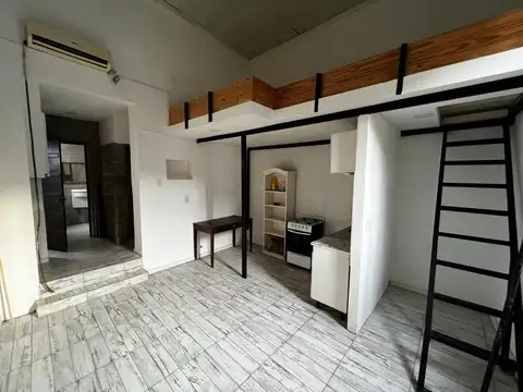 Muy linda casa de 4 ambientes en alquiler, en Olivos.