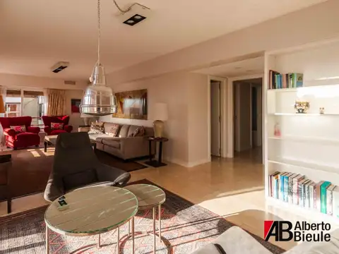 Departamento en Venta de 5 ambientes