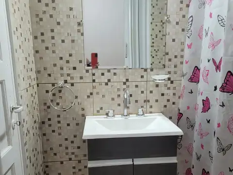 Depto Tipo Casa 2 ambientes con 1 baño