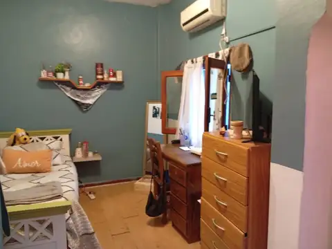Depto Tipo Casa 4 ambientes con 2 baños