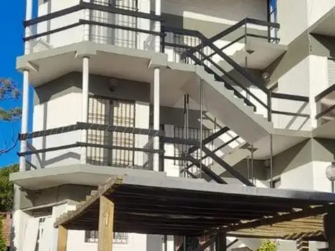 Departamento en venta - 2 Dormitorios 2 Baños 1 Cochera - 50Mts2 - Villa Gesell
