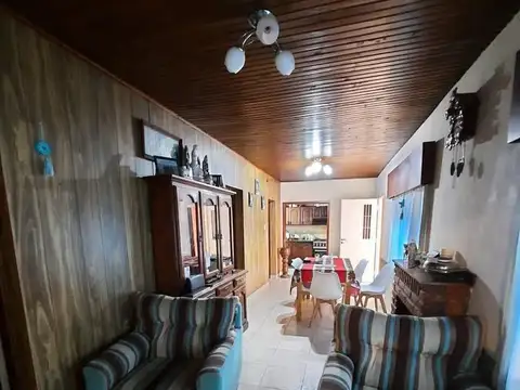 Casa en Venta en Moron, USD 100.000