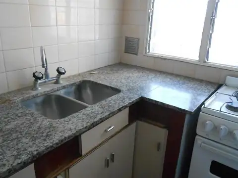 Departamento en Alquiler en Jose Hernandez, $ 400.000
