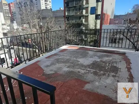 Depto Tipo Casa 4 ambientes con 2 baños