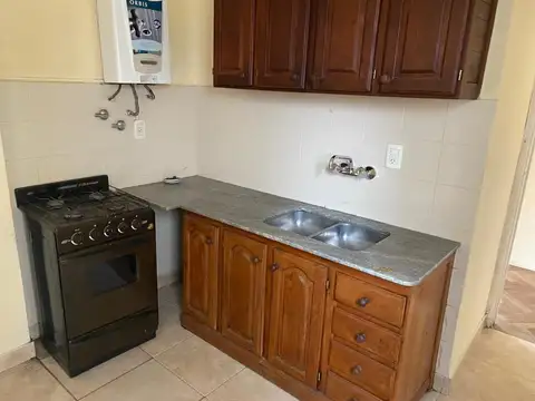 Departamento 3 ambientes con 1 baño