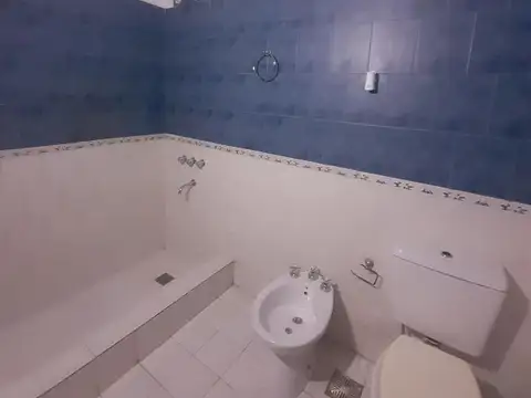 Departamento en Alquiler en Isidro Casanova, $ 400.000