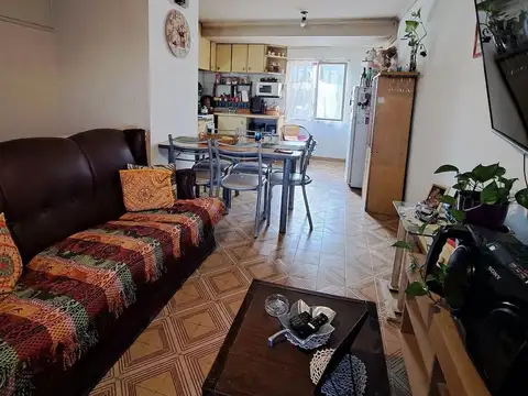 Palacios Nicolás e/ Fortín Guanacos y Durán Arcenio