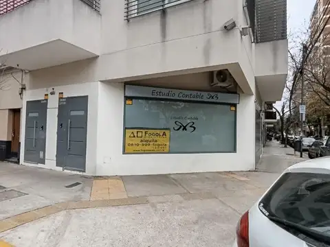 Local Esquina Impecable