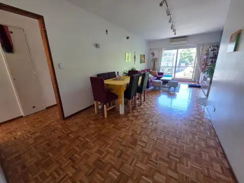 Departamento en Venta en Flores, USD 159.000