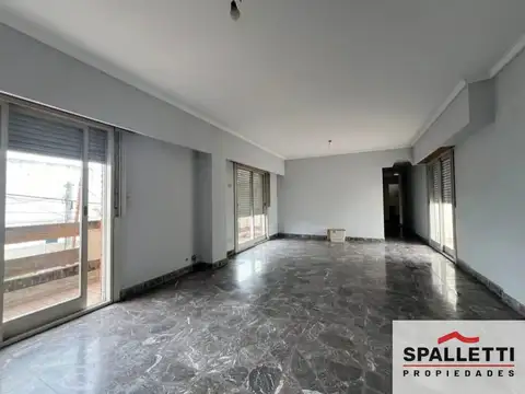 Departamento en venta c/ cochera en Ramos Mejía