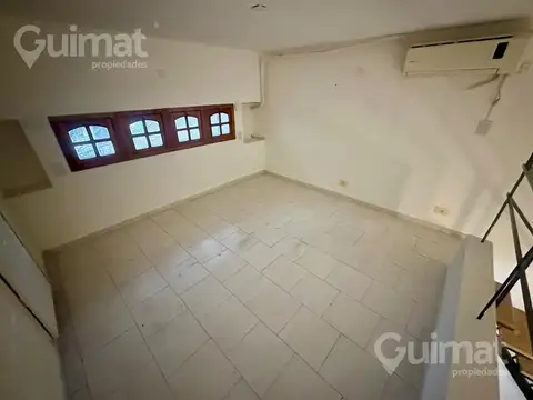 Depto Tipo Casa Monoambiente con 1 baño