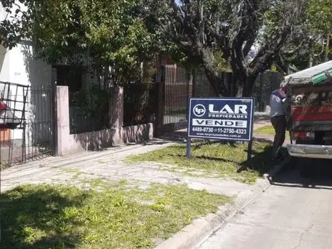 LOTE de terreno 410 m2 en Castelar Norte