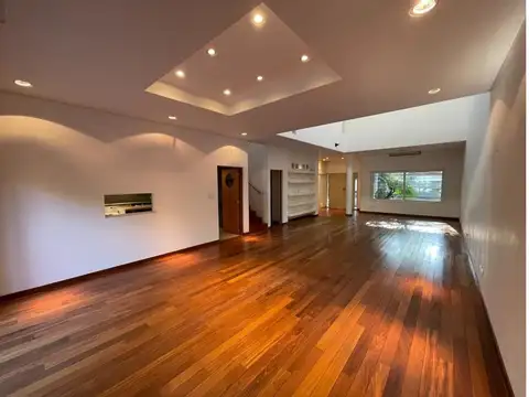 Casa en Alquiler de 3 dormitorios