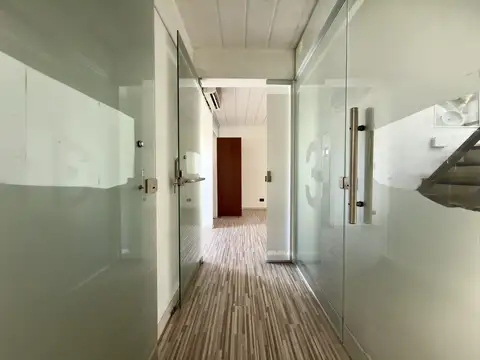 Oficina 2 ambientes con 1 baño
