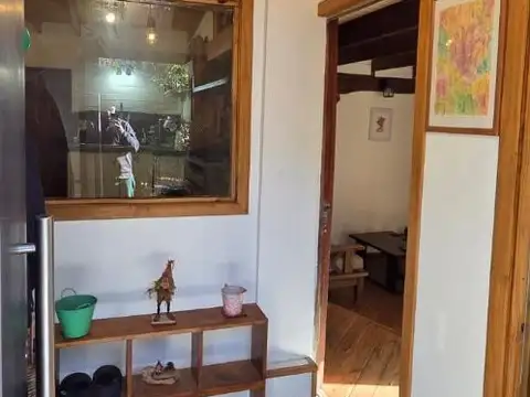 Casa en Alquiler con 2 cocheras