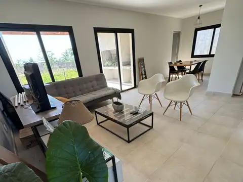 Vendo Duplex a estrenar Urbanizacion Los Robles