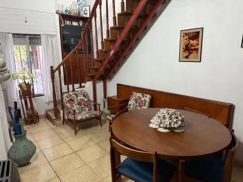 Depto Tipo Casa en Venta de 4 dormitorios