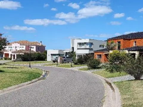 Barrio Las Lomas, Haras De Santa Maria Escobar