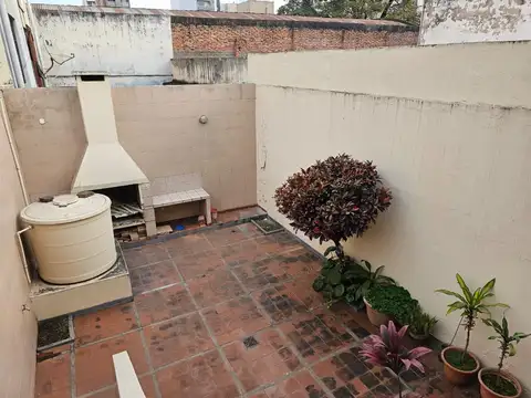 Casa 5 ambientes con 4 baños