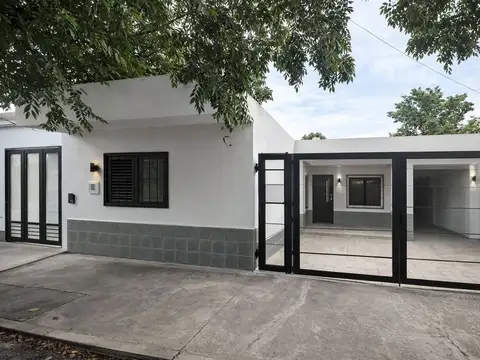 VENDO CASA 4 DORMITORIOS ZONA SUR 