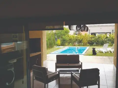 casa en venta San Ramon Pilar del este