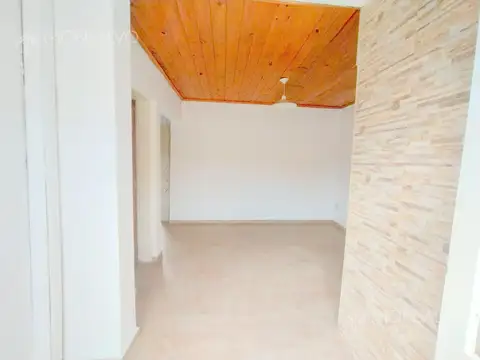Depto Tipo Casa 4 ambientes con 1 baño