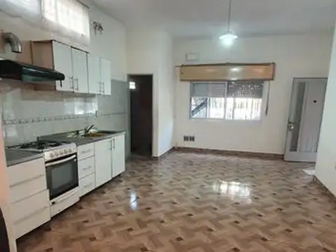 Simón de Iriondo  al 4400