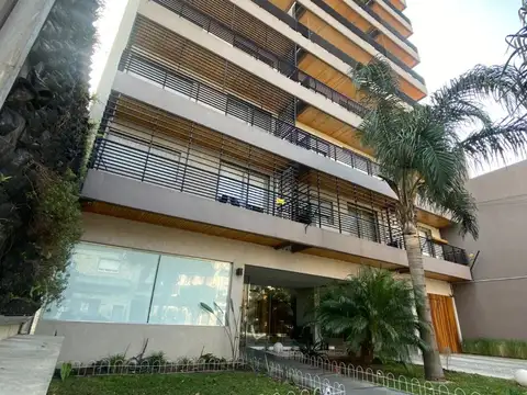 Miranda 4700, Piso 5