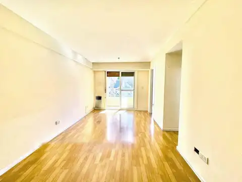 Departamento en Banfield Este