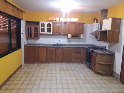 Casa ALQUILER en ALTO ALBERDI 