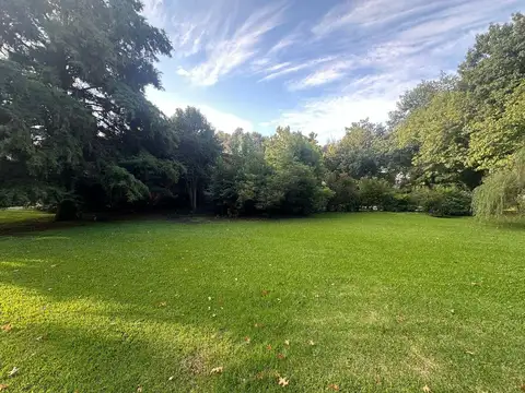 Venta Lote Praderas de Lujan 900 mts Central