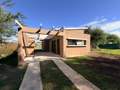 VENTA CASA A ESTRENAR RIO CEBALLOS CBA APTO CRED