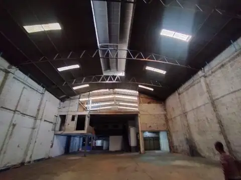 SAN MARTIN AL 3300 - ALQUILER DE GALPON EN ROSARIO